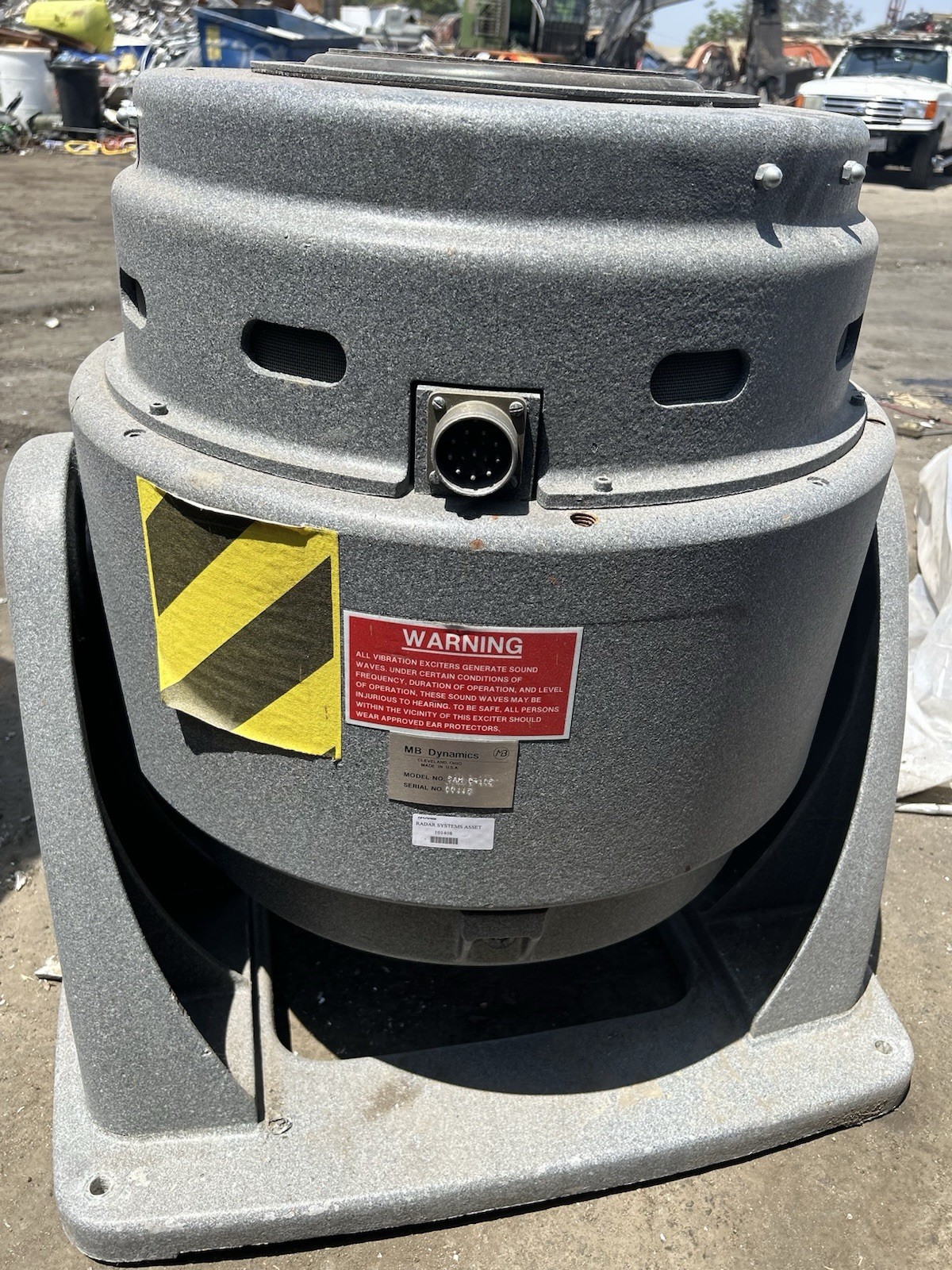 MB Dynamics SAM C-10E Vibration Exciter Unit, Model SAM C-10E