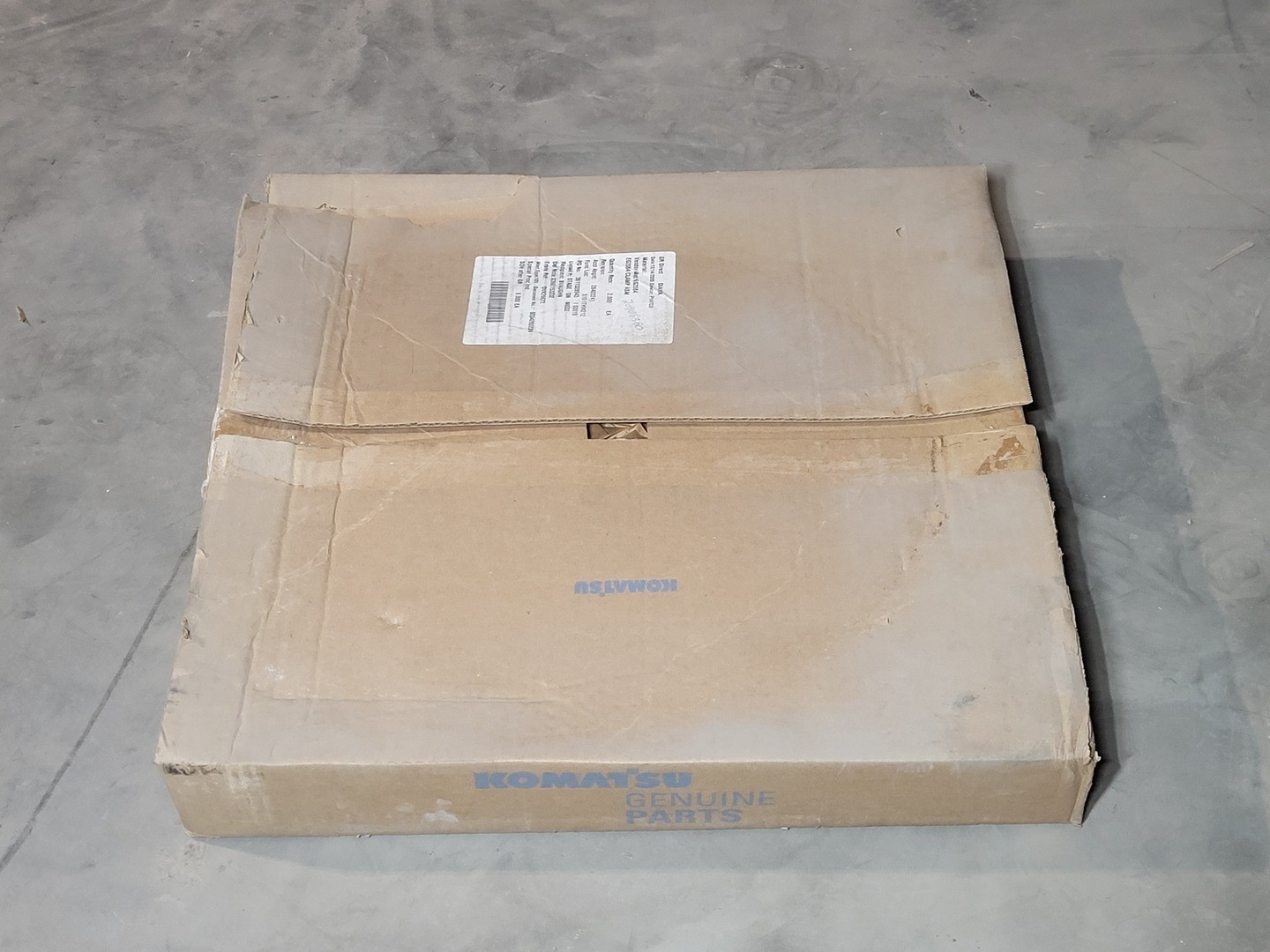 SURPLUS NEW KOMATSU EG2084 Clamp Assembly – Heavy Machinery