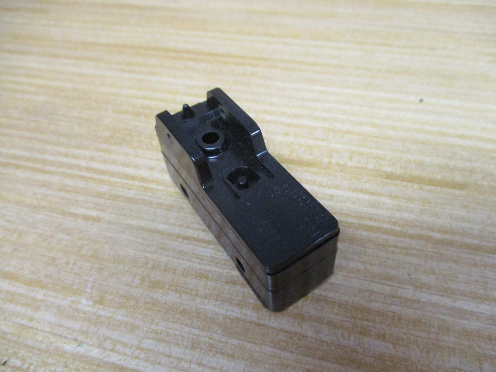 Micro Switch BZ-2RW822 Limit Switch W/Roller Lever BZ2RW822 W/O Lever