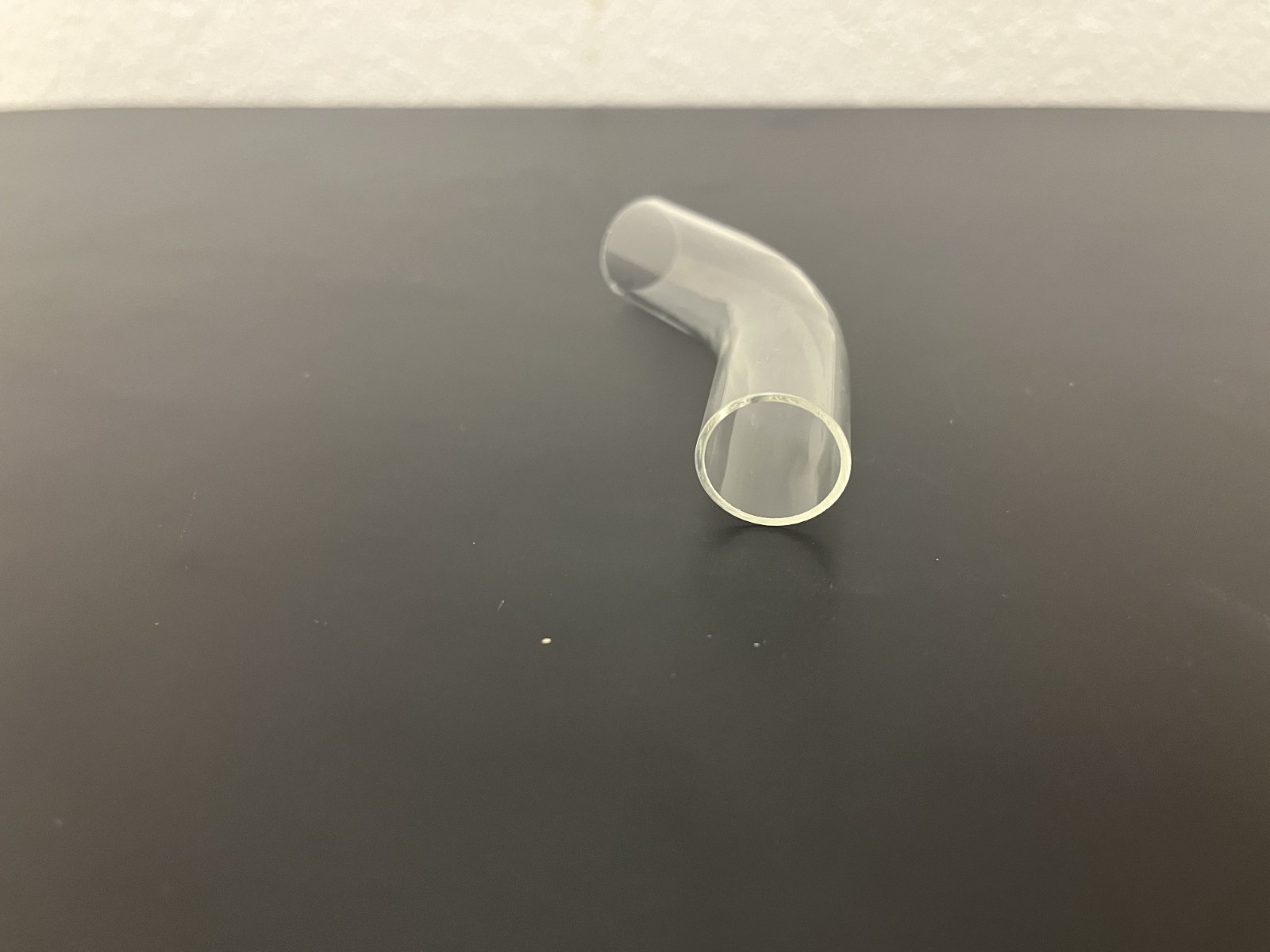 VirTis 3/4″ x 3/4″ 45 deg Glass Adapter for Dryer Flask Lid, Short, 1/PK