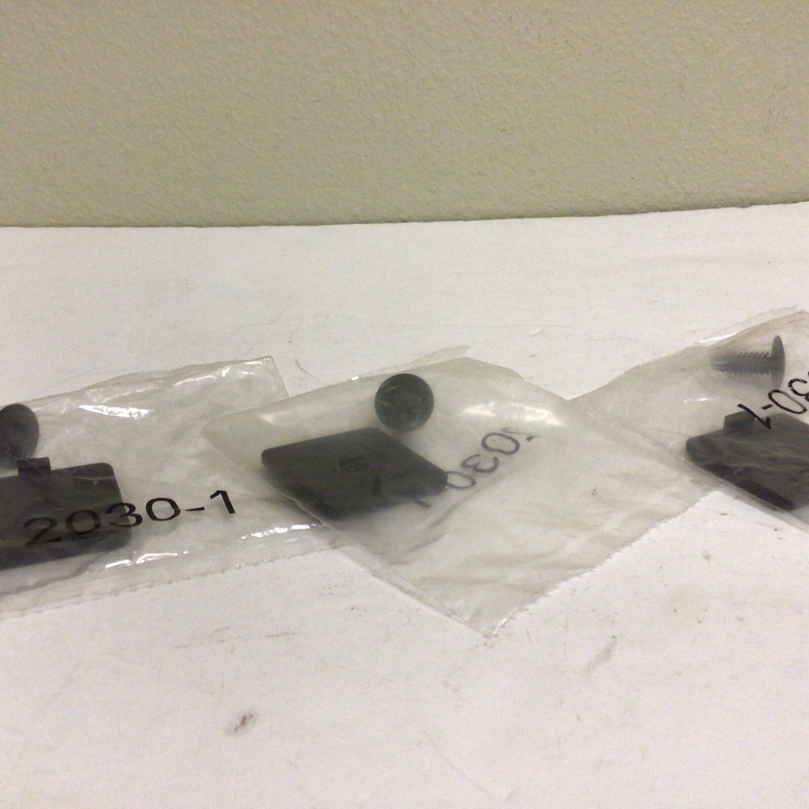 NEW, (LOT OF 3) 8020.NET 260-248-8030 FLANGE MOUNT END CAP NSNP, FREE SHIPPING