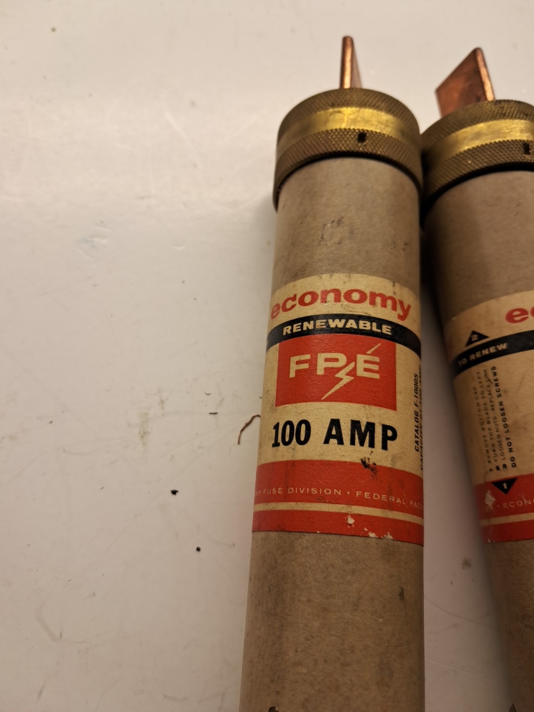 LOT OF 2 FPE ERS 100 RENEWABLE 100 AMP FUSE