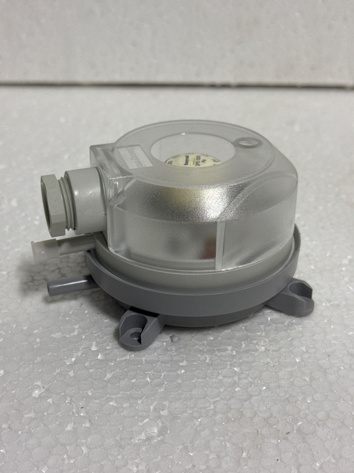 HONEYWELL DPS1000 DIFFERENTIAL PRESSURE SWITCH