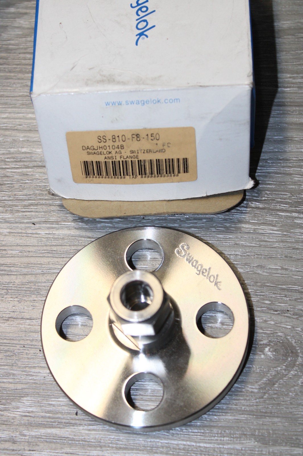Swagelok SS-810-F8-150 Flange conversion 1/2″ tube fitting