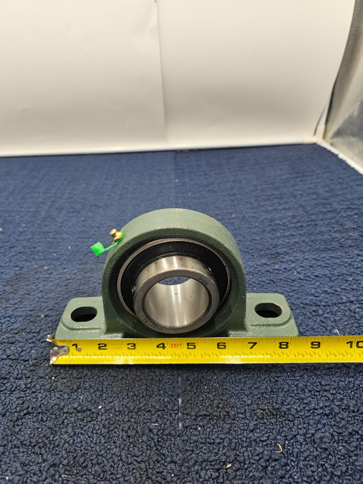 PGN P211 2-BOLT PILLOW BLOCK BEARING GREEN w/ UC211-32 BEARING