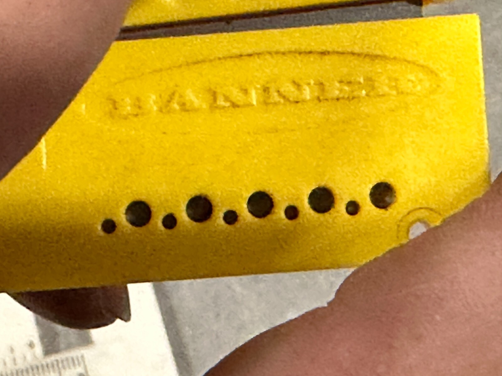 Banner PFC-2 Plastic Fiber Cutter