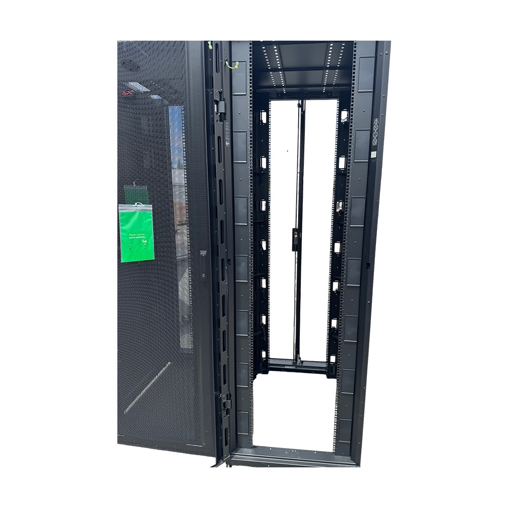 APC AR3157 48U Wide Server Rack 1070 x 750mm NetShelter SX Cabinet 48 RU Black