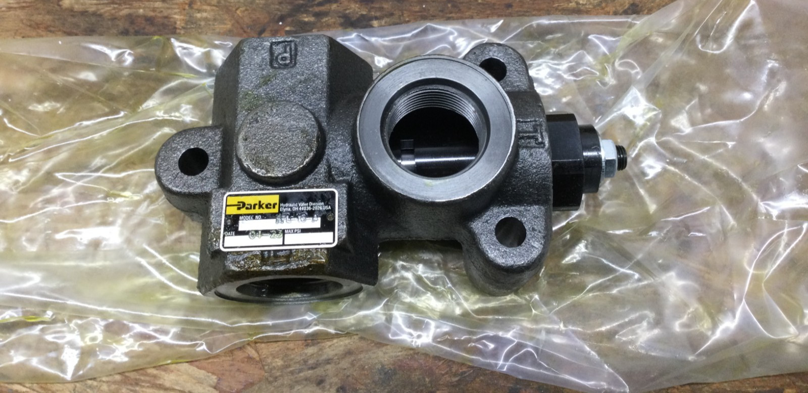 Terex 9102908 VALVE RELIEF HVD