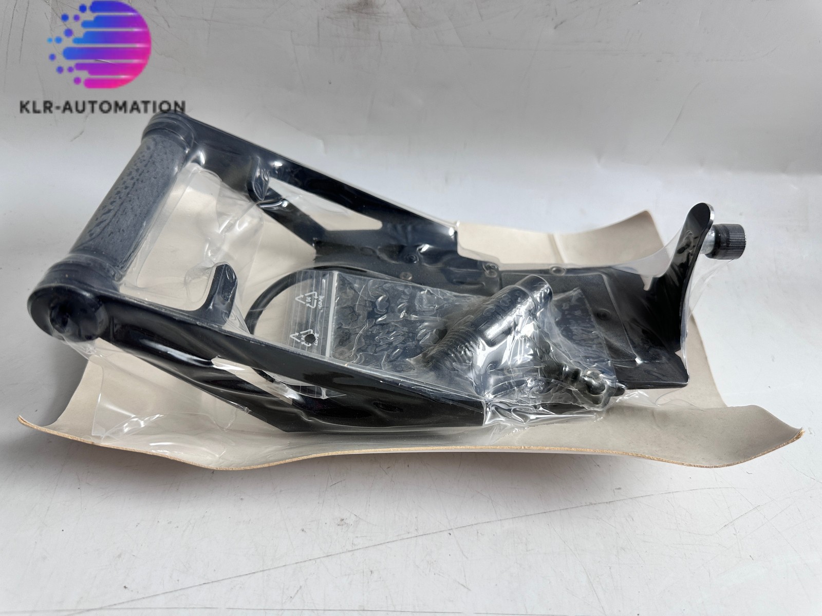 Transvideo 918TS0061 Battery Back Cine III Carbon Handle Anton Bauer Mount