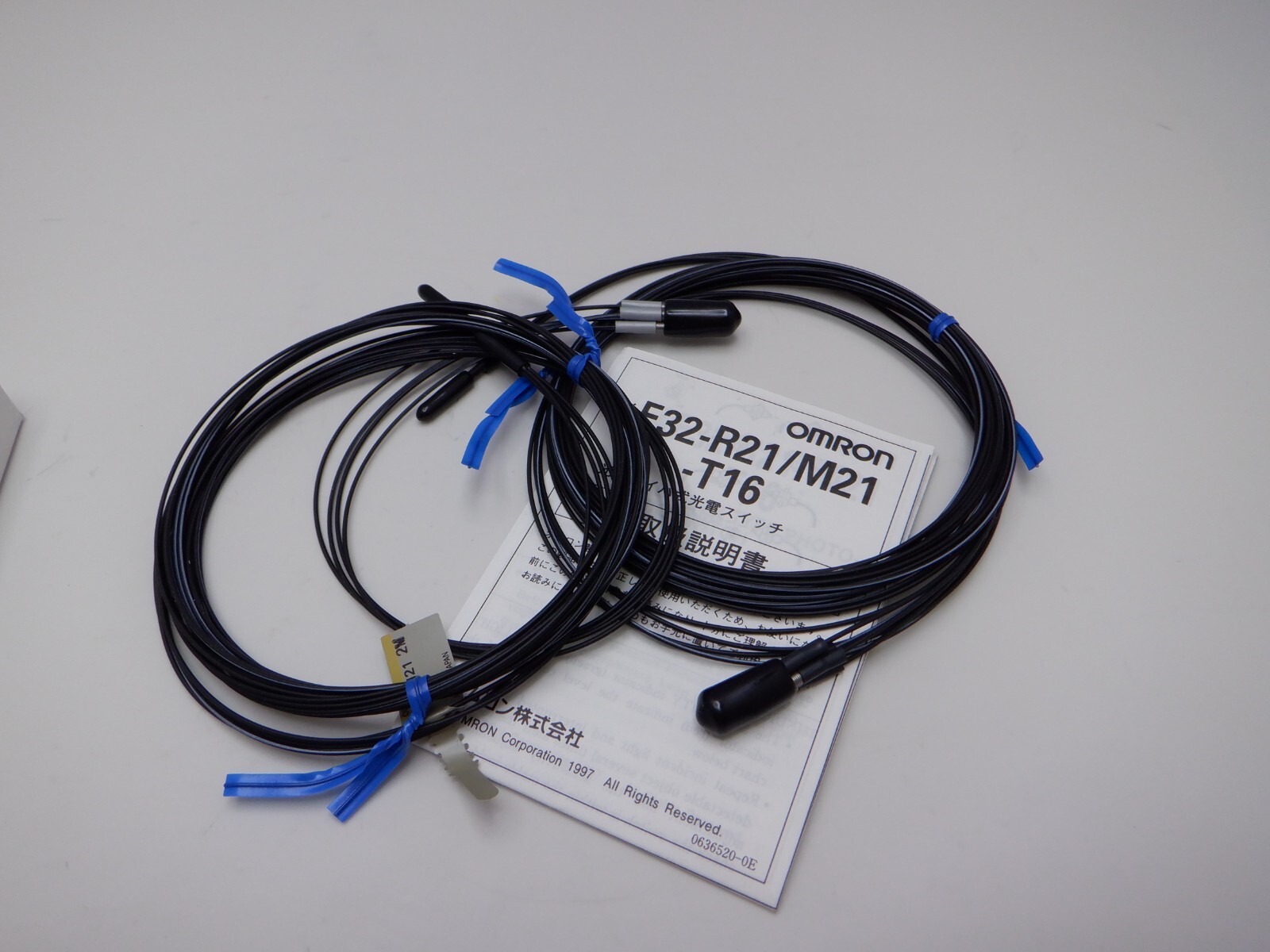 Omron E32-M21 Photoelectric Sensor new
