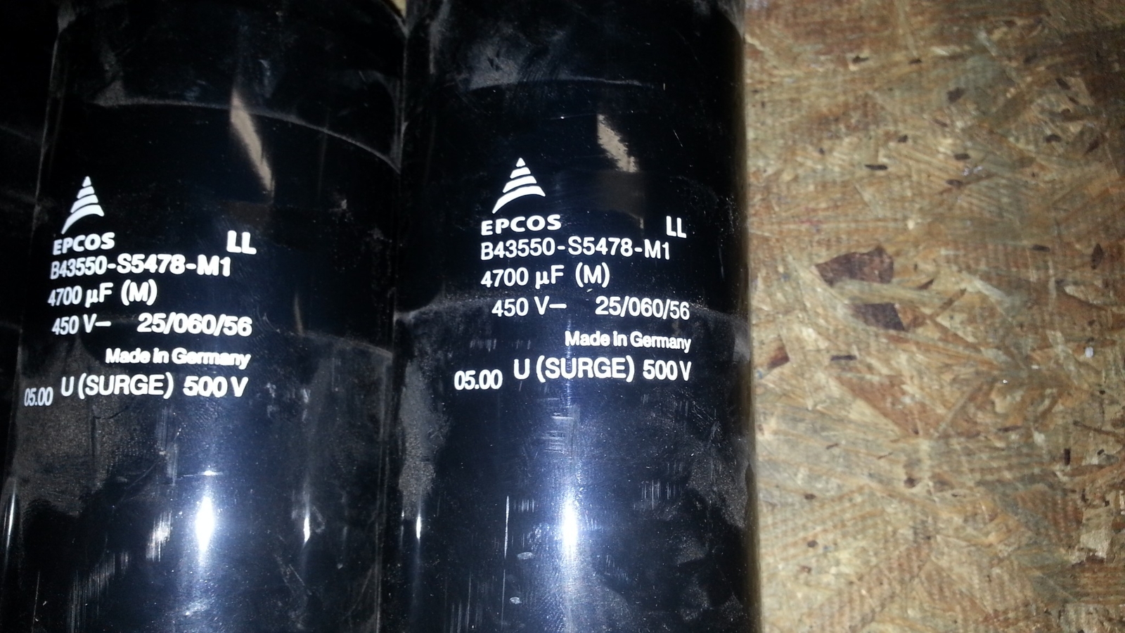 EPCOS B43550-S5478-M1 4700 F 450V- 25/060/56 U SURGE 500V
