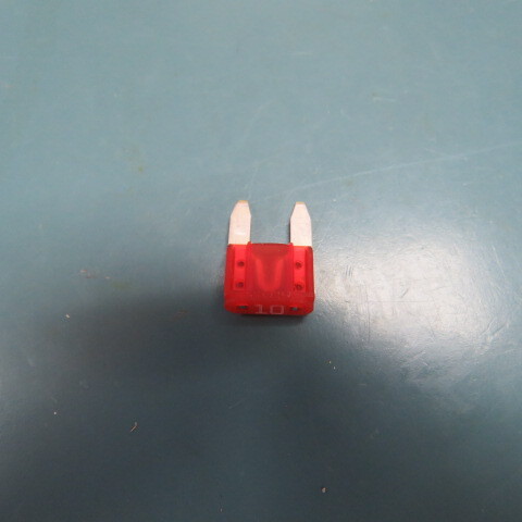 Littelfuse 0297010.WXNV Qty of 100 per Lot 10 A AC 32 V DC Fuse Automotive Re