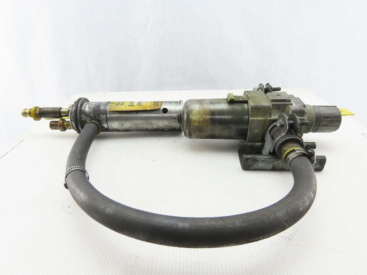 Vortec 701 Panel Guard Cooler W/AW40-04-B SMC Air Filter Regulator & Hose