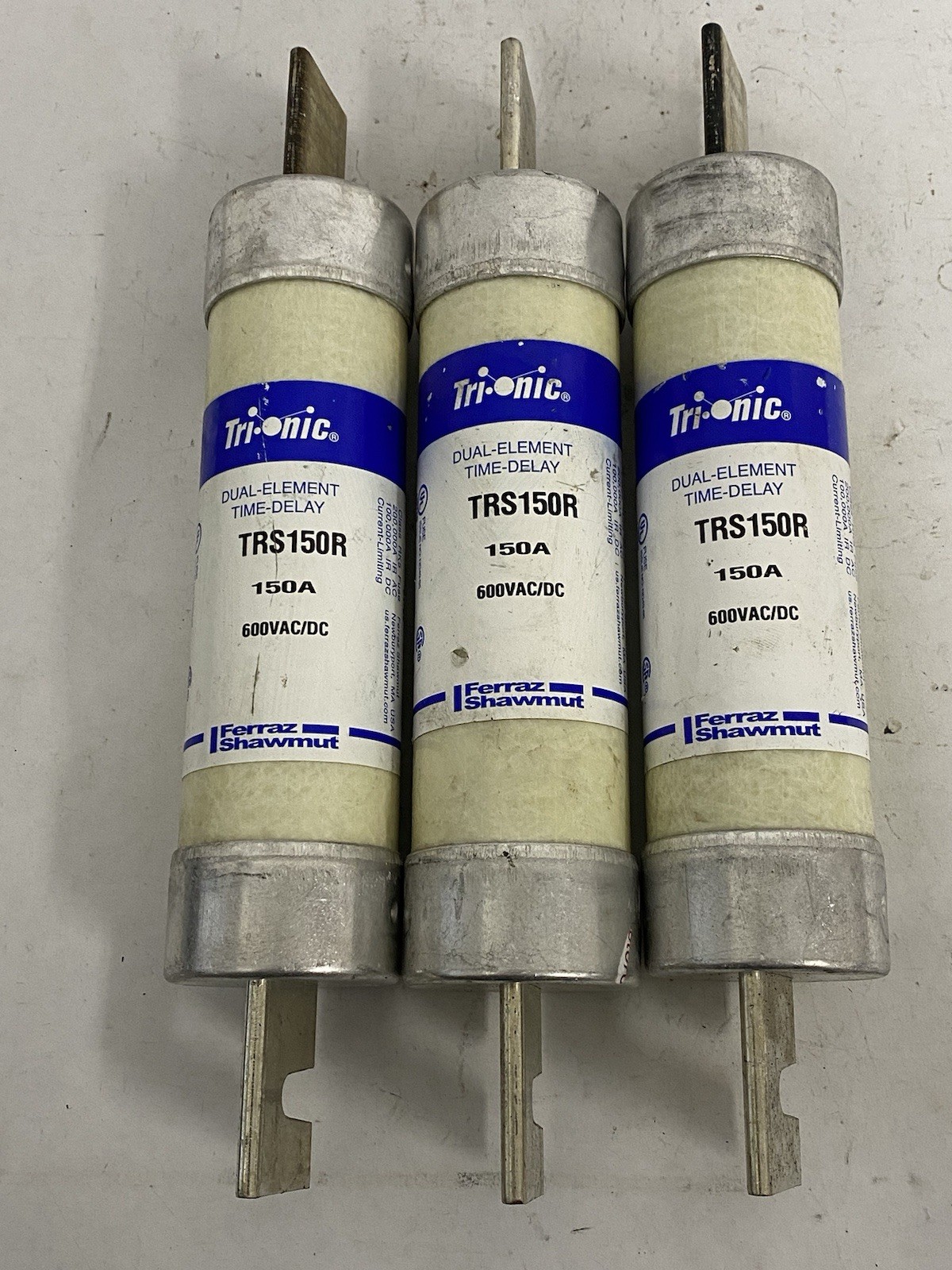 Lot Of 3 FERRAZ SHAWMUT 150A 600V TRI-ONIC FUSE TRS150R