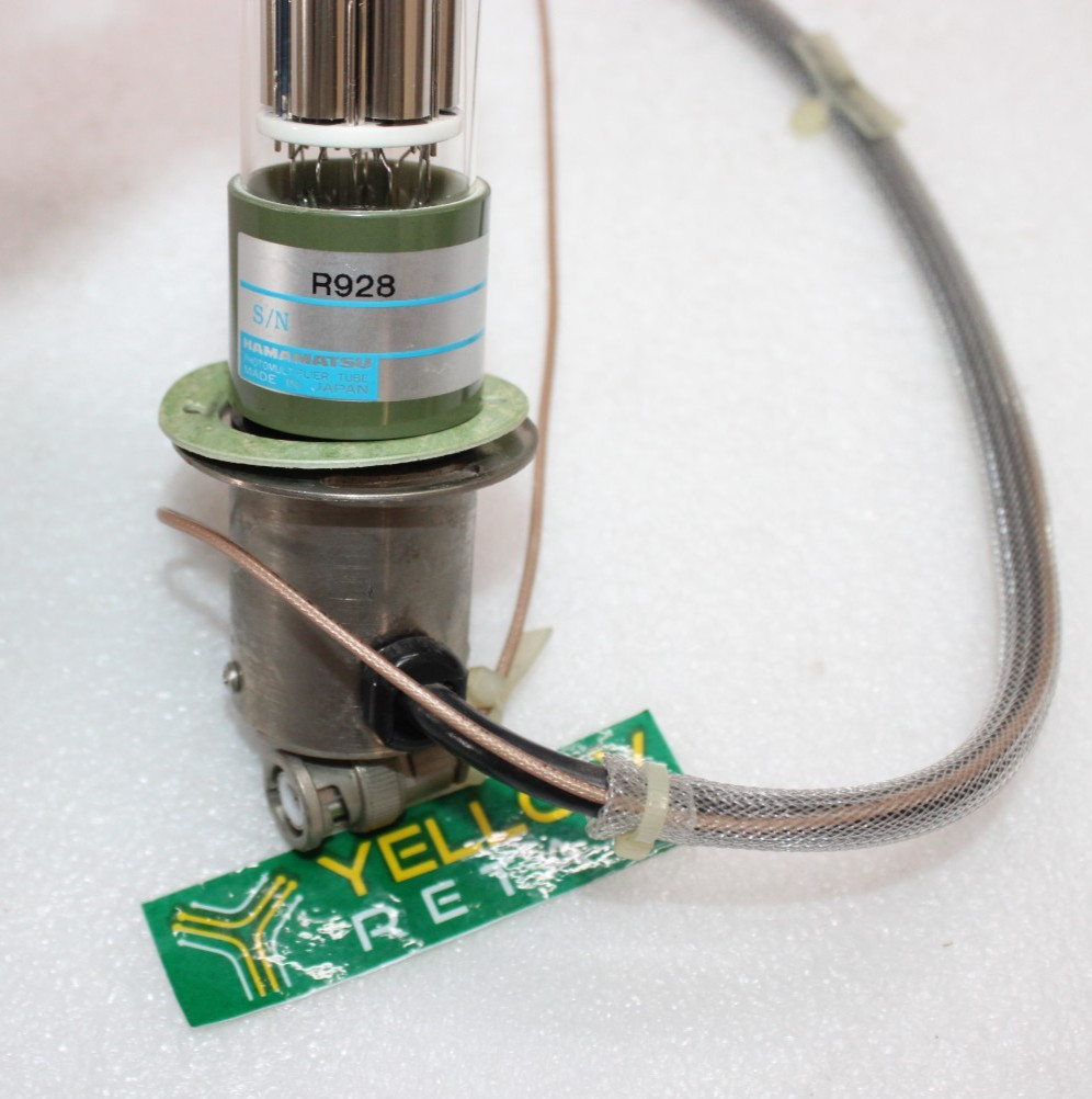 HAMAMATSU R928 PHOTOMULTIPLIER TUBE
