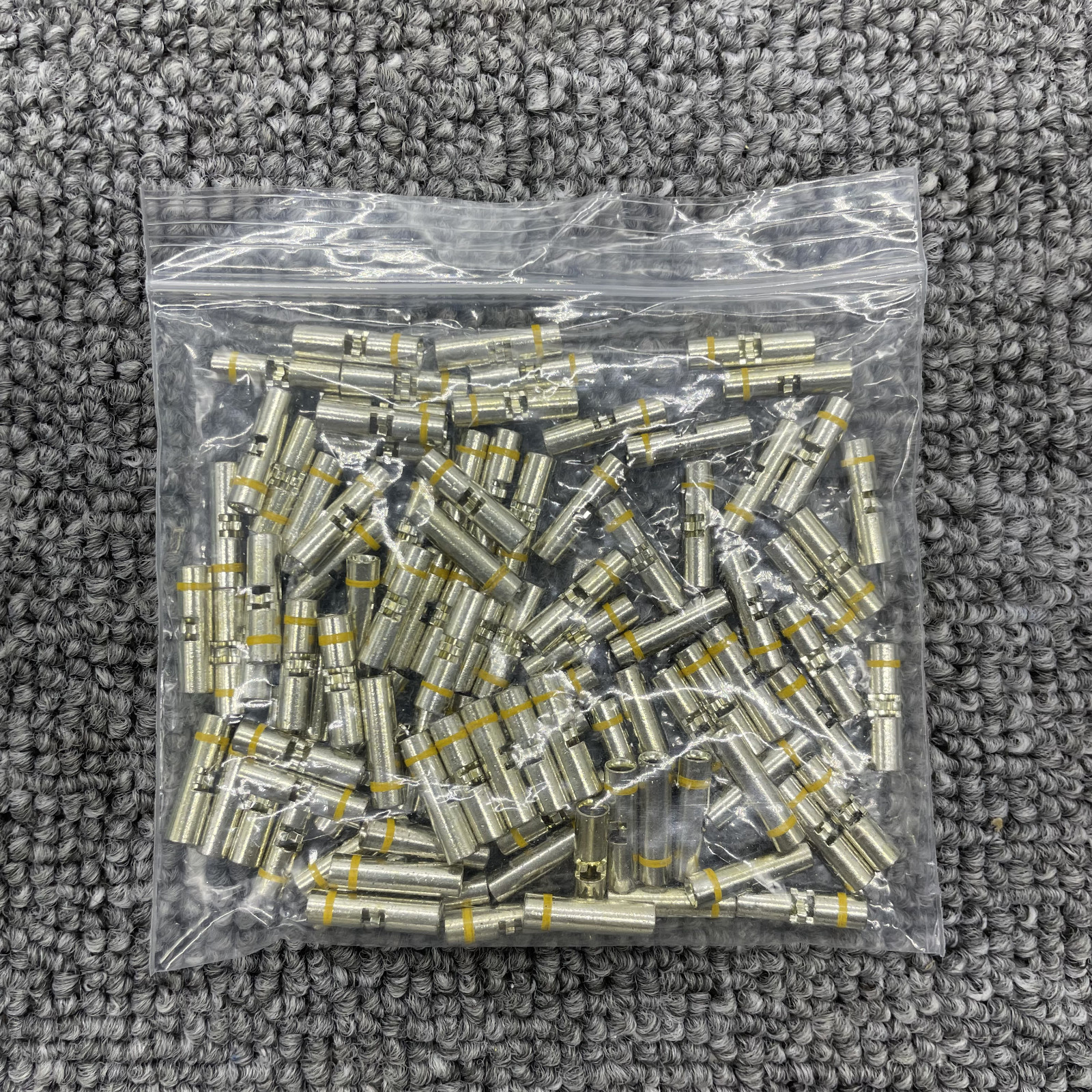 D-436-38 New 100pcs pack Plastic Case terminal for Military Aviation 650076-000