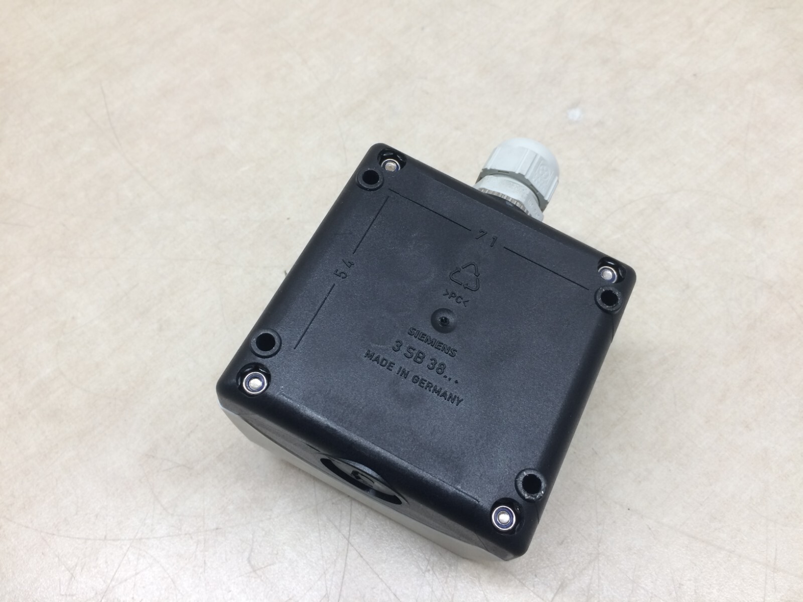 SIEMENS Lamp Module 3SB3420-1A IEC 60947-5-1 3 SB 38 System Active Light