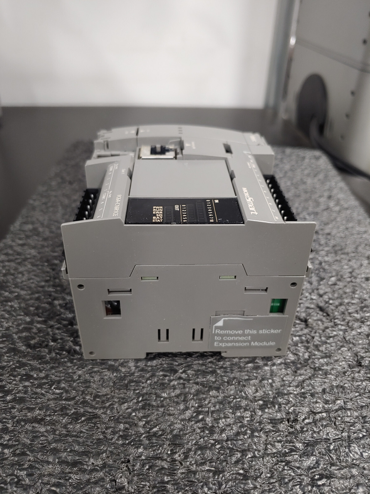 IDEC FC6A-C16R1CE FC6A MicroSmart PLC 16IO CPU 24VDC Relay