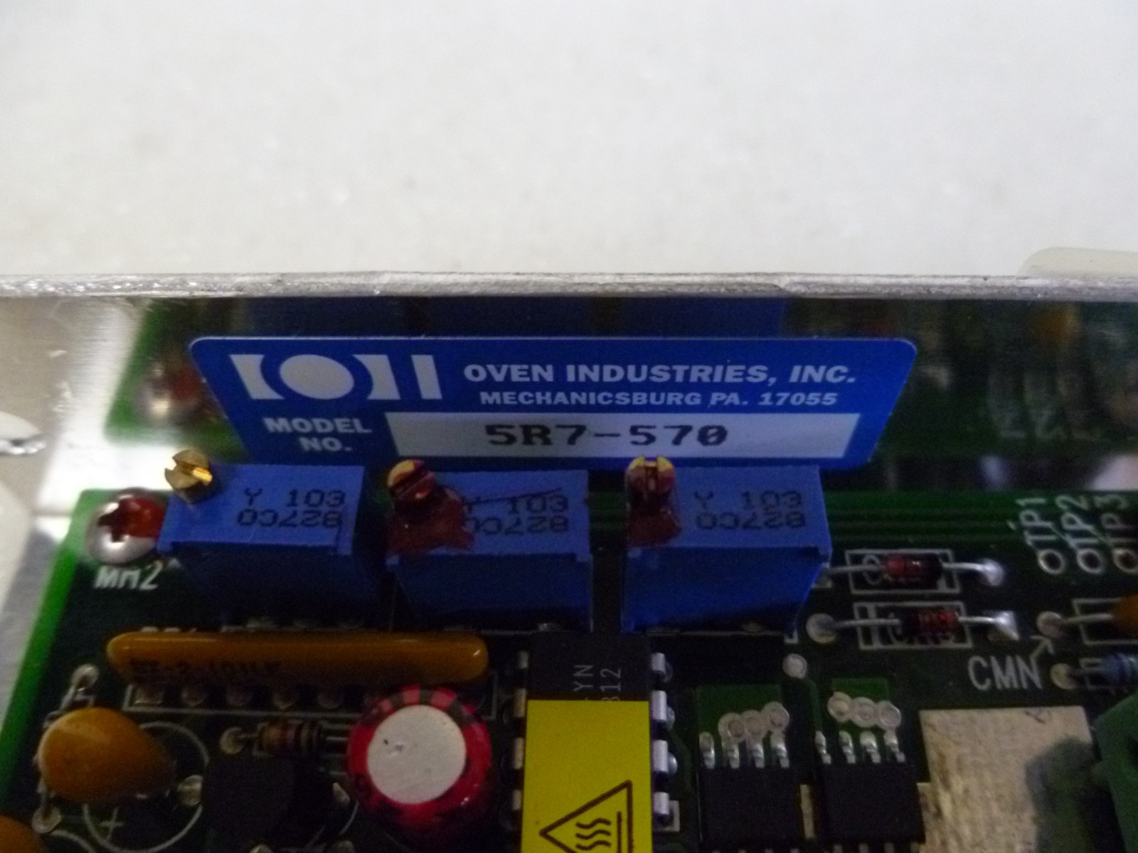 OVEN INDUSTRIES MODEL NO. 5R7-570 TEMPERATURE CONTROLLER CONTROL BOARD