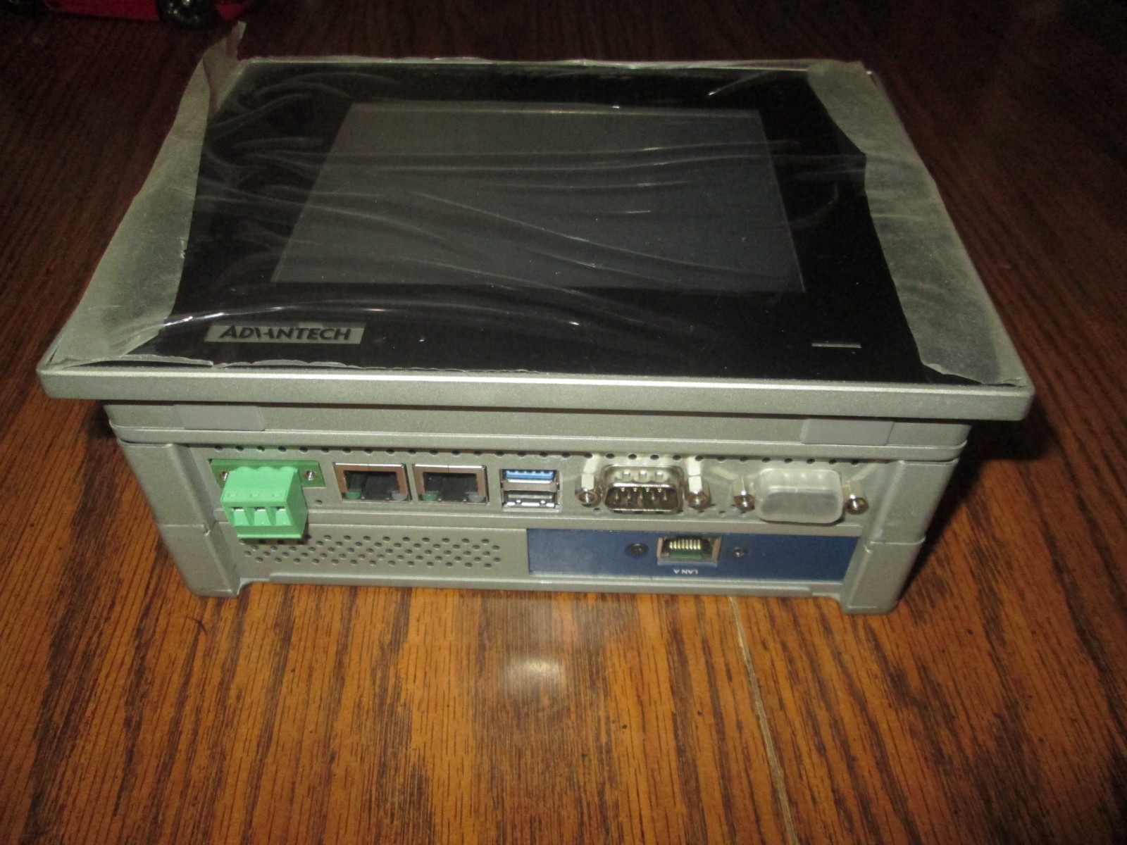 Advantech TPC-651T-E3AE Touch Panel Industrial Touchscreen Computer