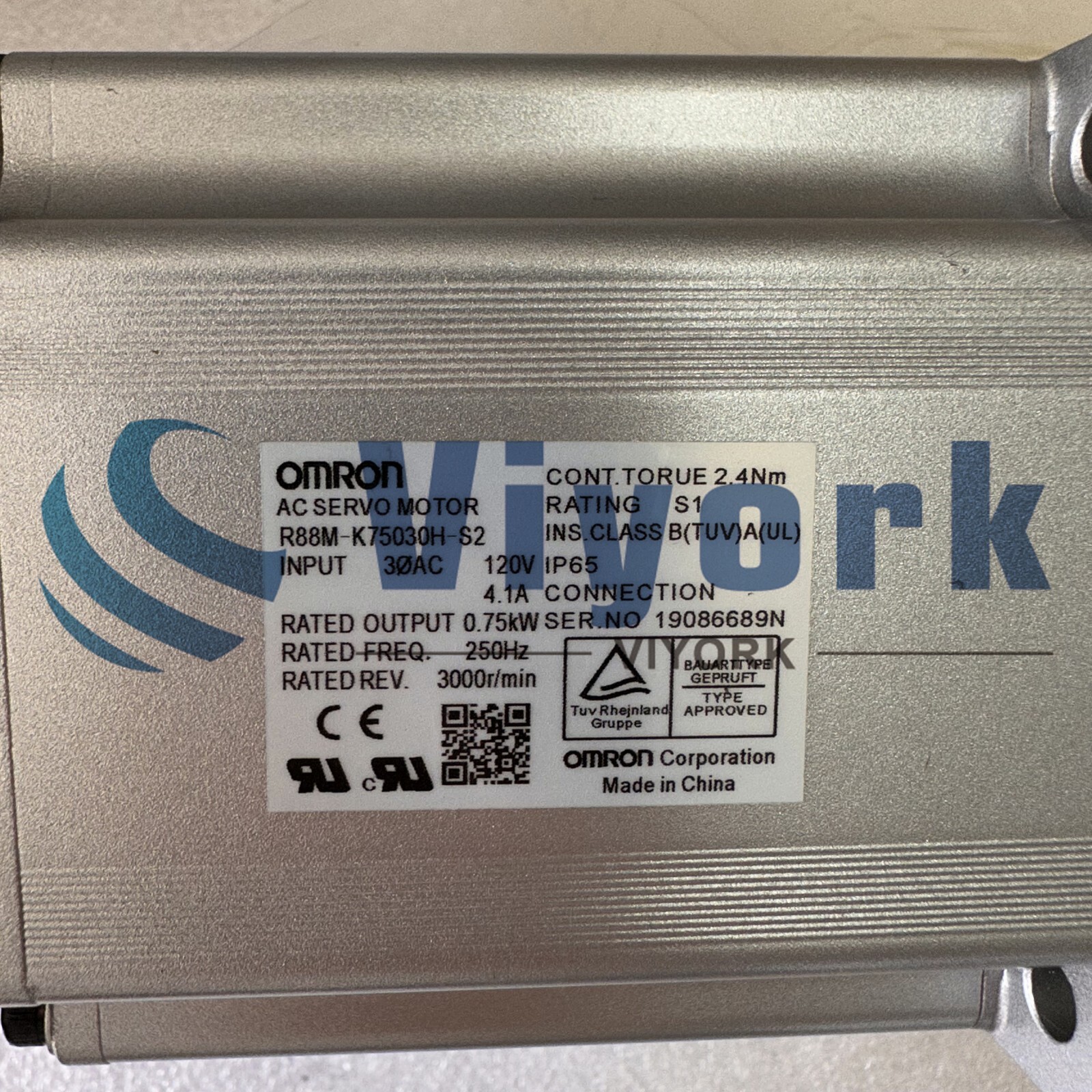 Omron R88M-K75030H-S2 AC SERVO MOTOR 750W 240V 3000RPM INC K MTR NEW