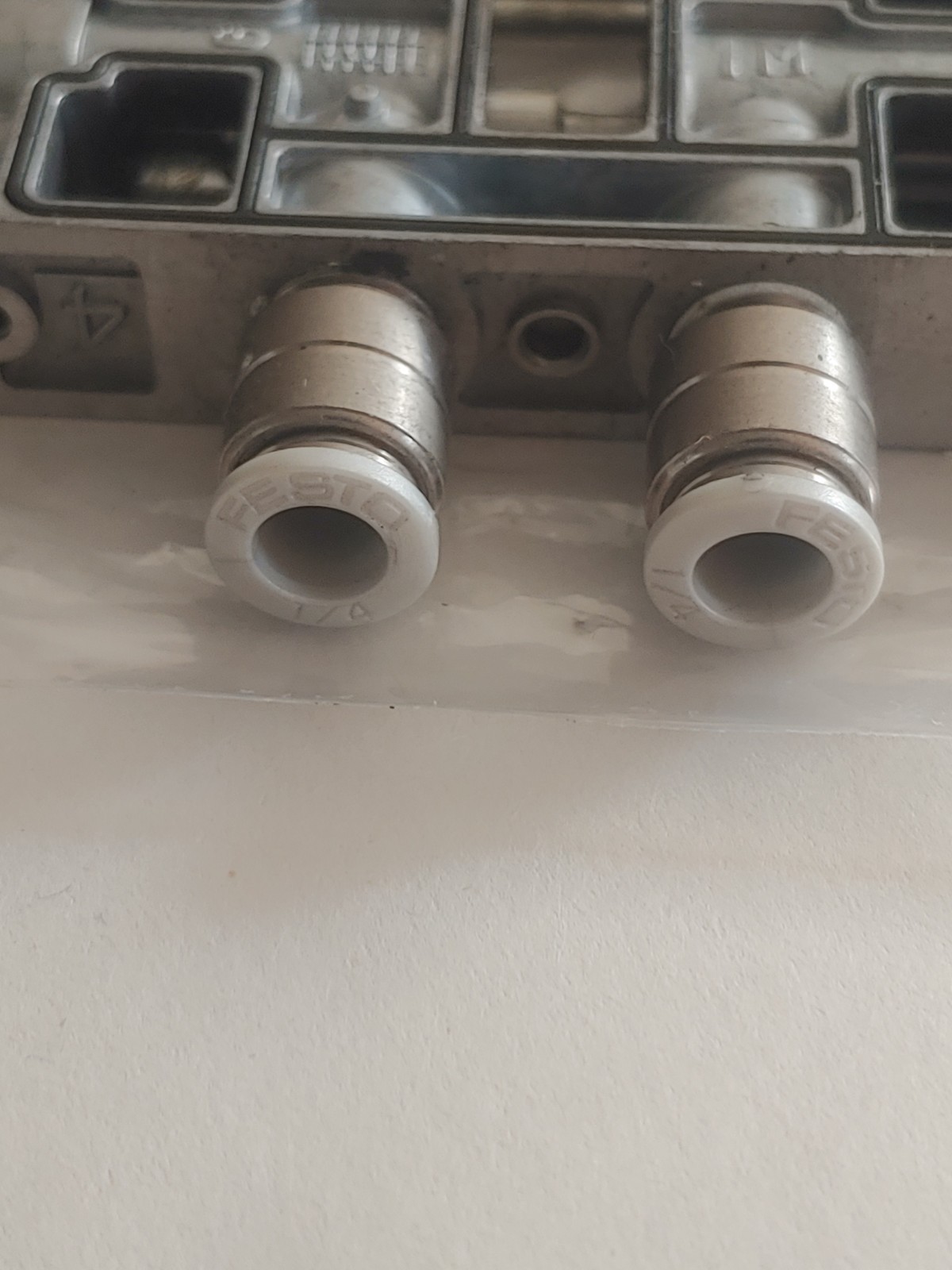 Festo 161 361 M402 Solenoid Valve MSZC-3-21 DC 384 164 D 18-26.4V DC 0,65W