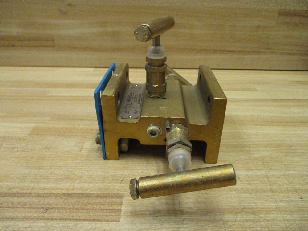 Anderson Greenwood 02-2565-540 Instrument Manifold M4AVC