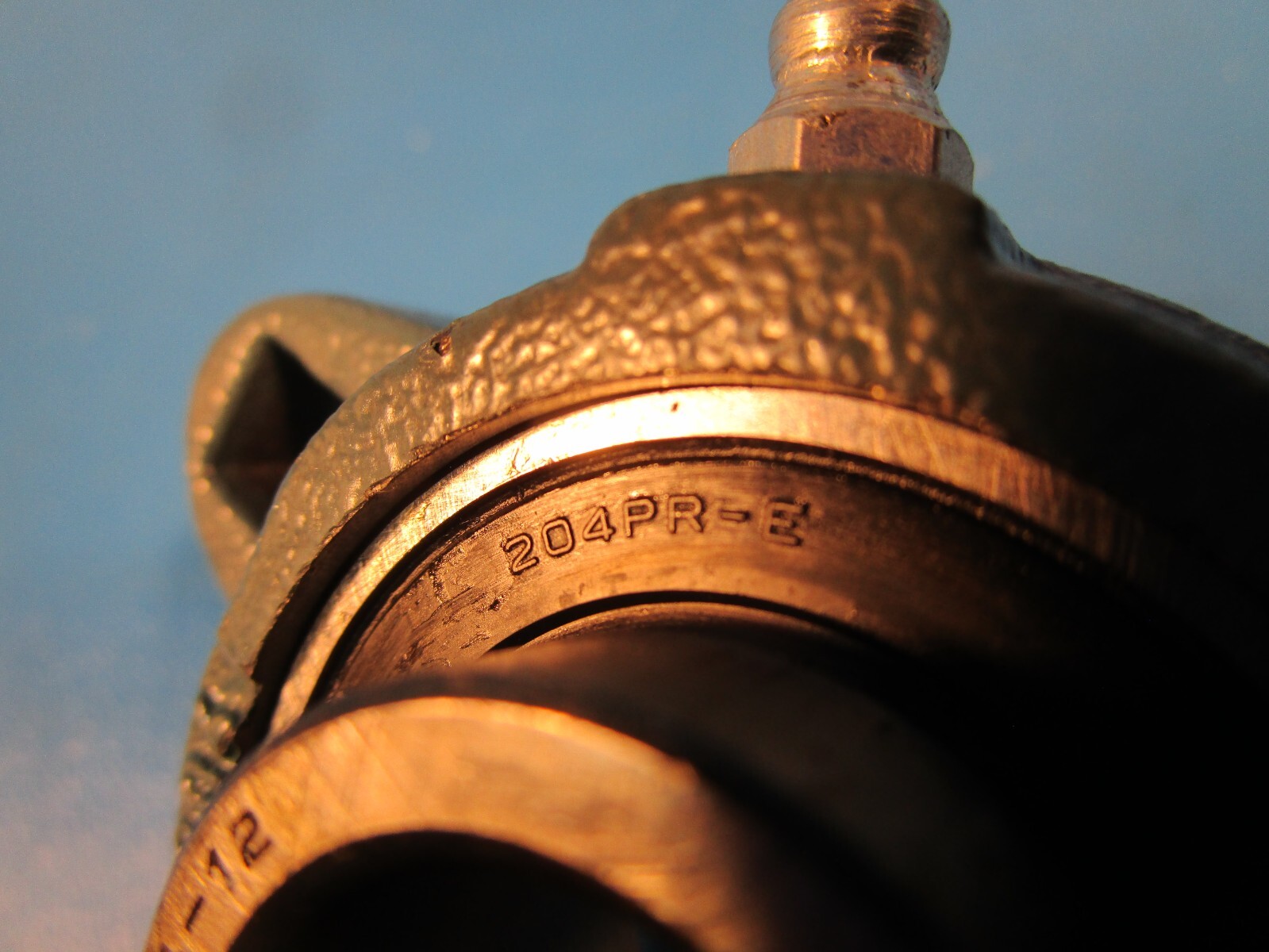 AMI BTM204-12 Flange-Mount Ball Bearing Unit – 3-Bolt Flange, 3/4 in Bore