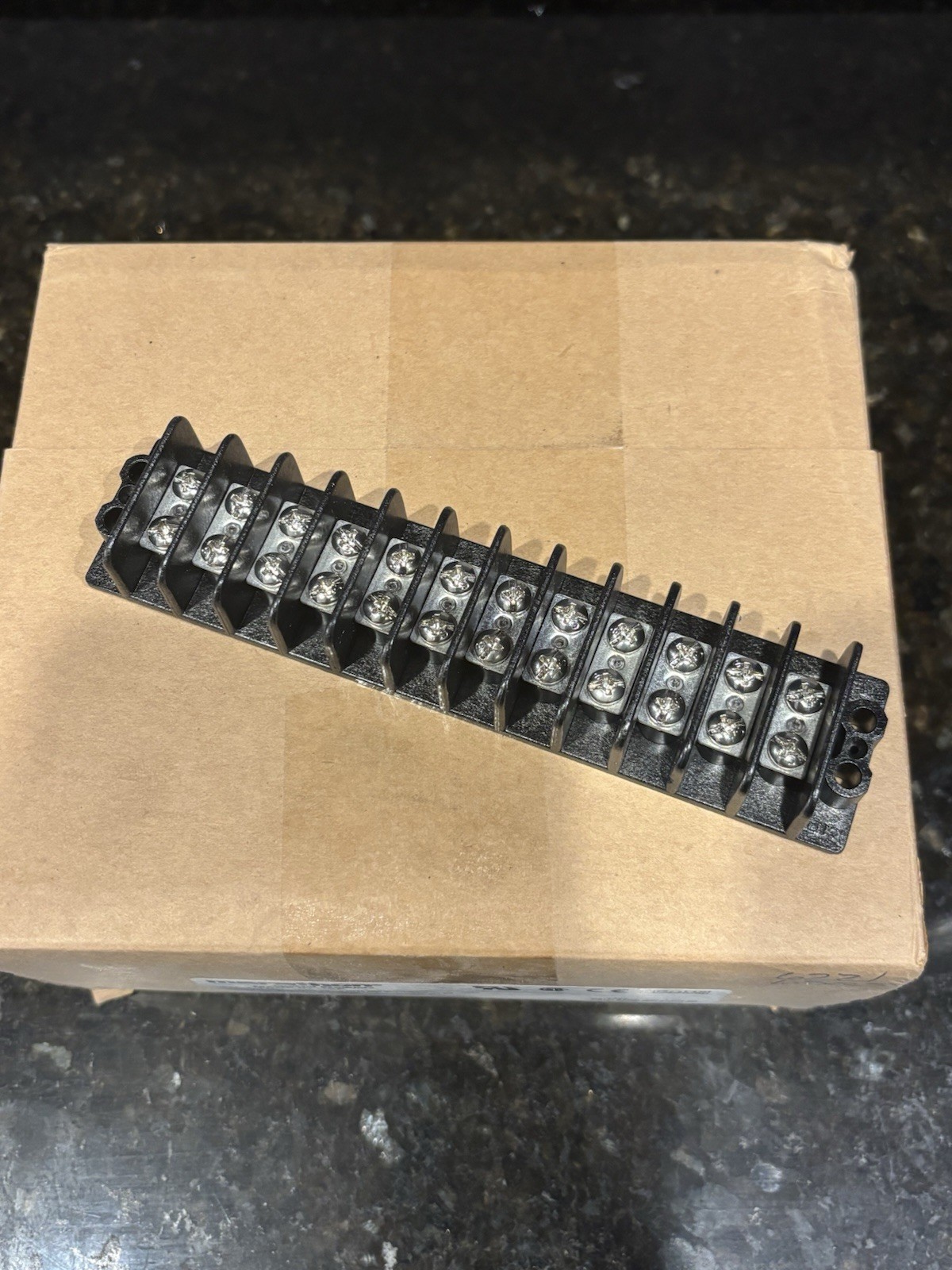 Marathon Special Products 621 RZ 12 Connector Terminal Blocks 13 Pack NEW
