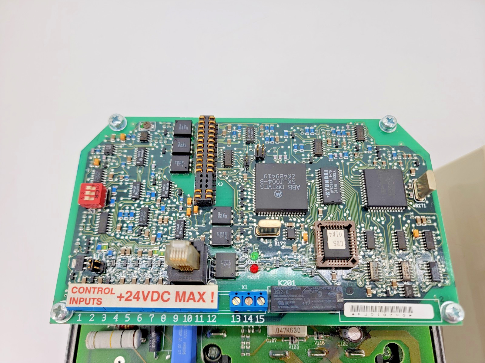 ABB ACS201-1P6-3-00-10 AC Drive 480V 3A 3PH 63Hz – For parts – Not working