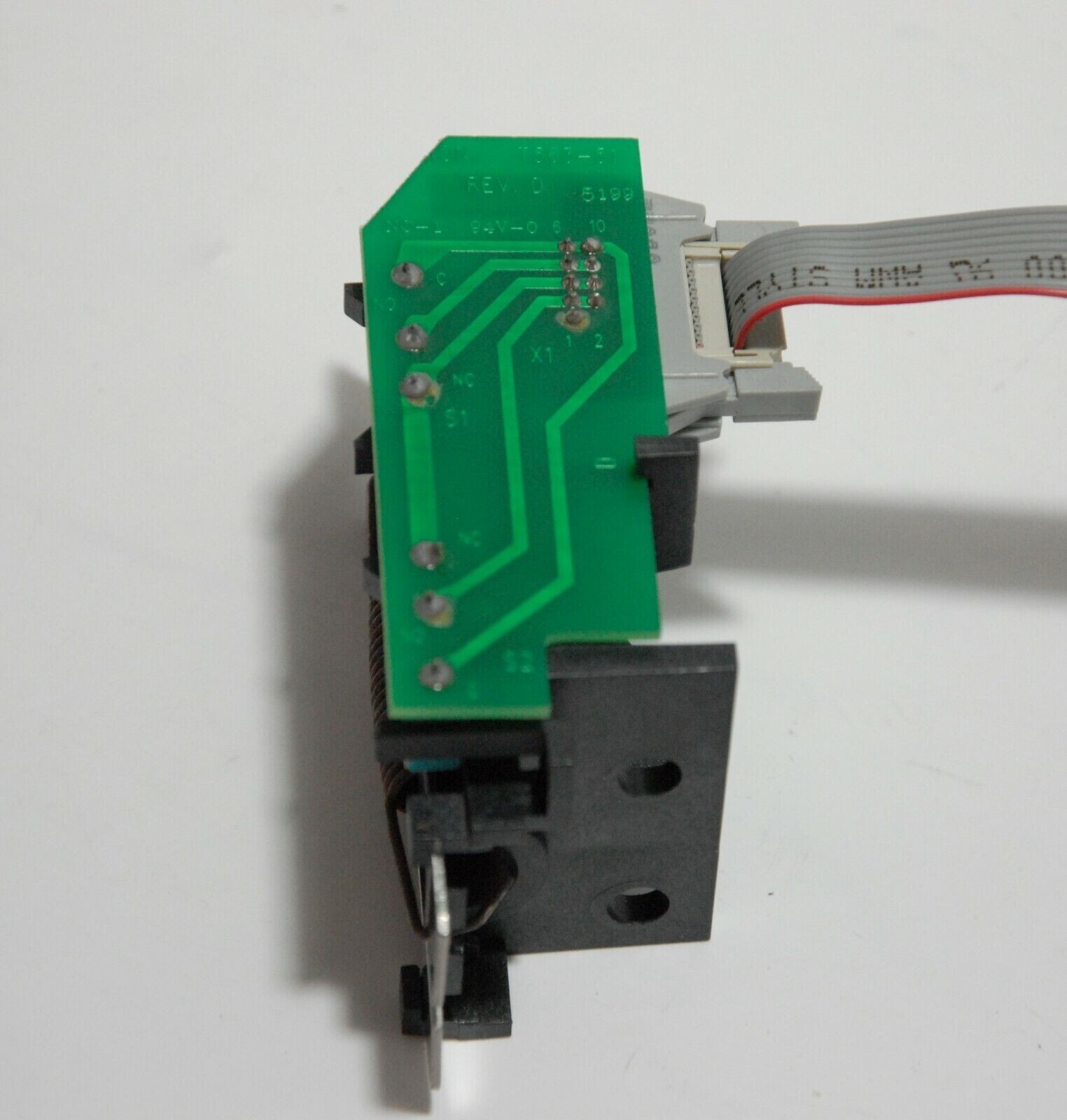 Instron Part A563 T563-51 Removed From Instron Tensile Tester 5544