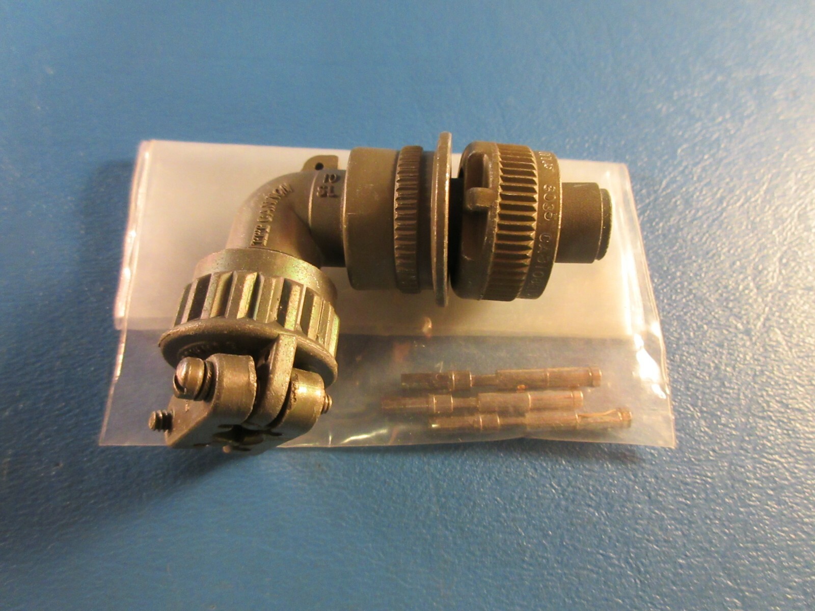 ITT Cannon CA3108E10SL-3S, 3 Socket Circular Connector, 3 Position