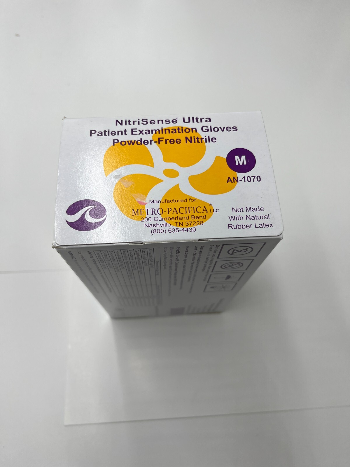 BOX OF 200 NitriSense Nitrile Disposable Exam Gloves Latex Powder-Free Medium