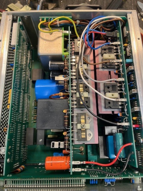 PFEIFFER TCP 380 PMC01 490 POWER SUPPLY / ELECTRONIC DRIVE UNIT PWR UP PARTS