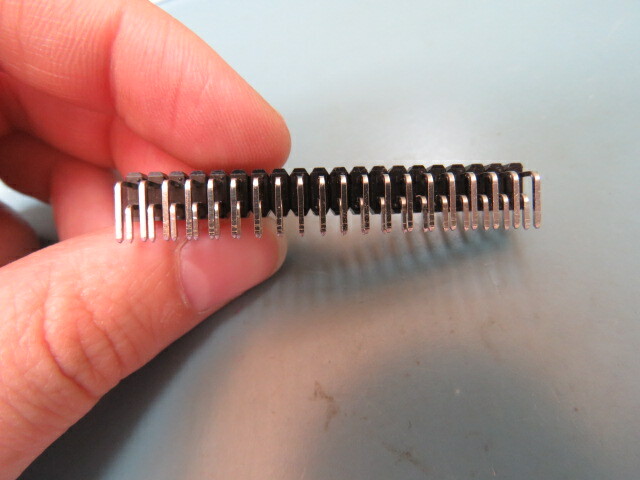 SULLINS PZC20DBAN Qty of 61 per Lot Connector Header Through Hole, Right Angle