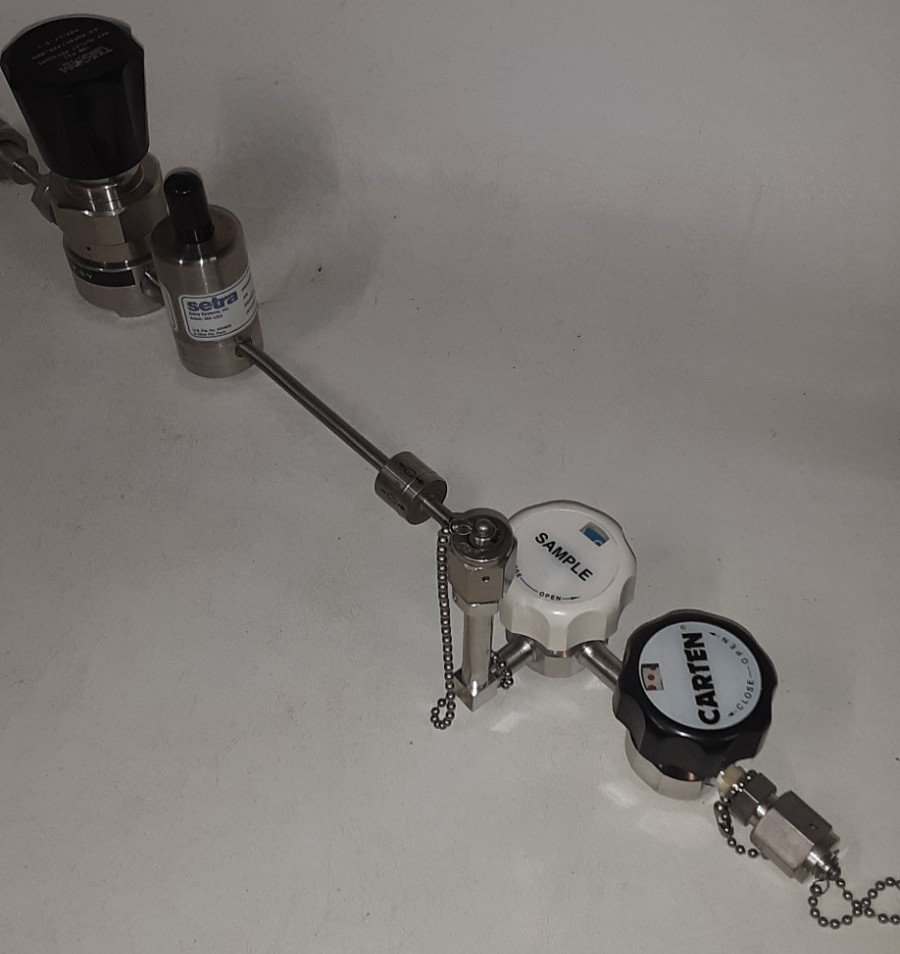 High Purity SS Gas Line Sampling Manifold Carten Valve + Setra Transducer Tescom