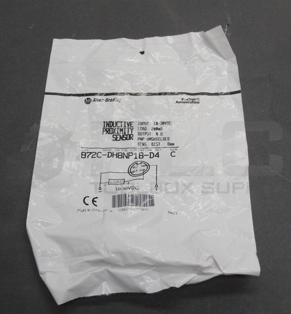SEALED NEW ALLEN BRADLEY 872C-DH8NP18-D4 /C INDUCTIVE PROXIMITY SENSOR 10-30VDC