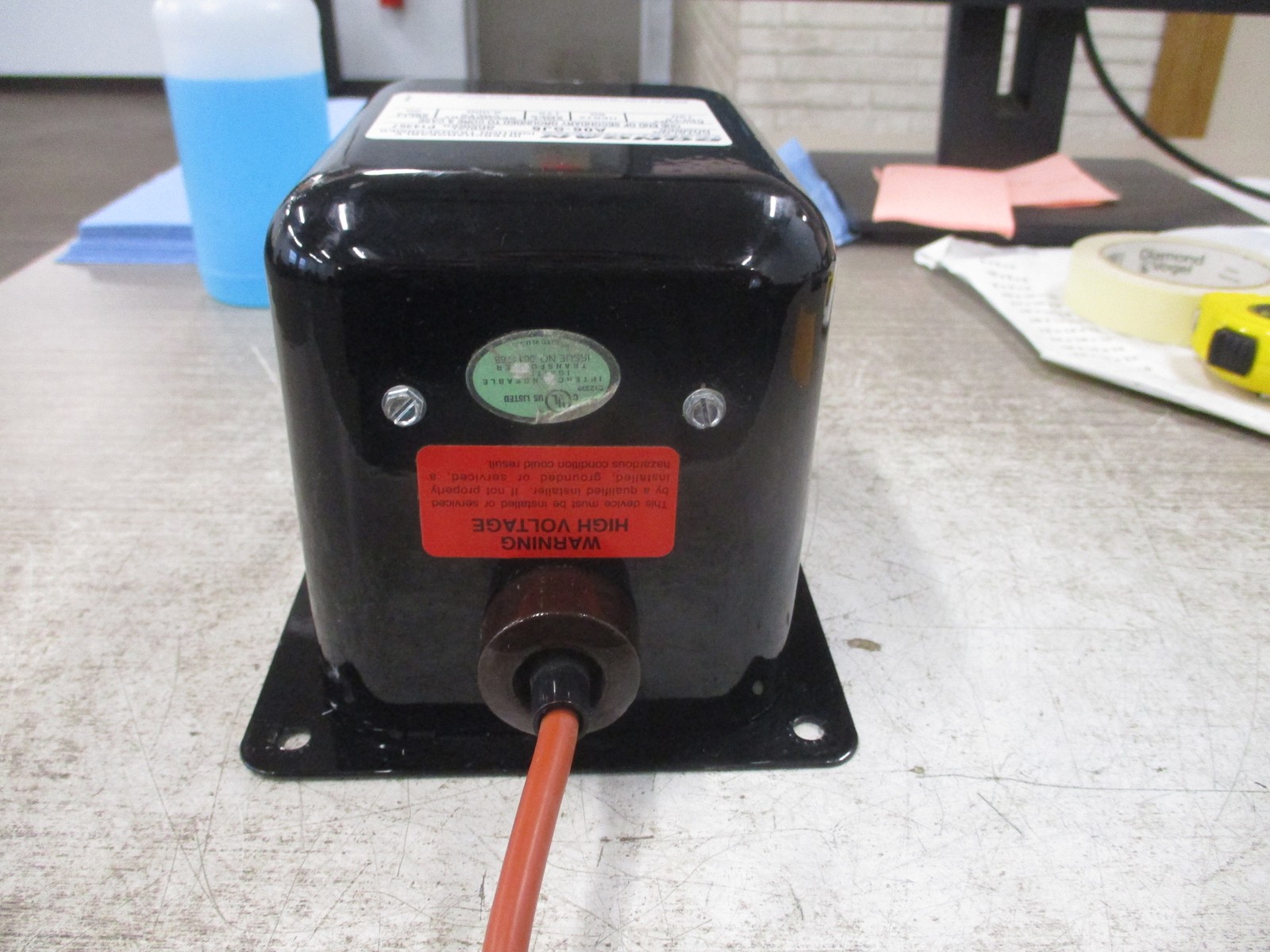 Dongan Ignition Transformer A06-SJ5 Pri: 120V Sec: 6000V 60Hz Used