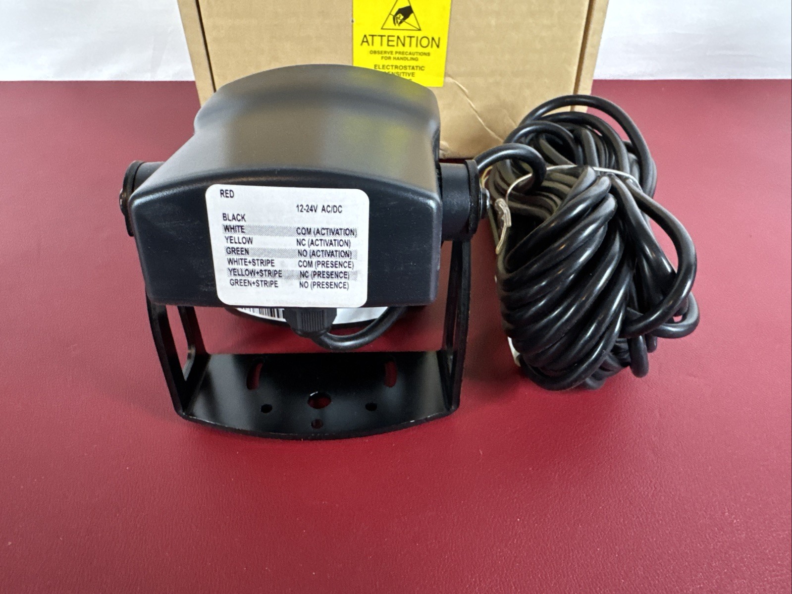 BEA IS-40 Industrial Motion & Presence Sensor for Automatic Door 12-24V AC/DC