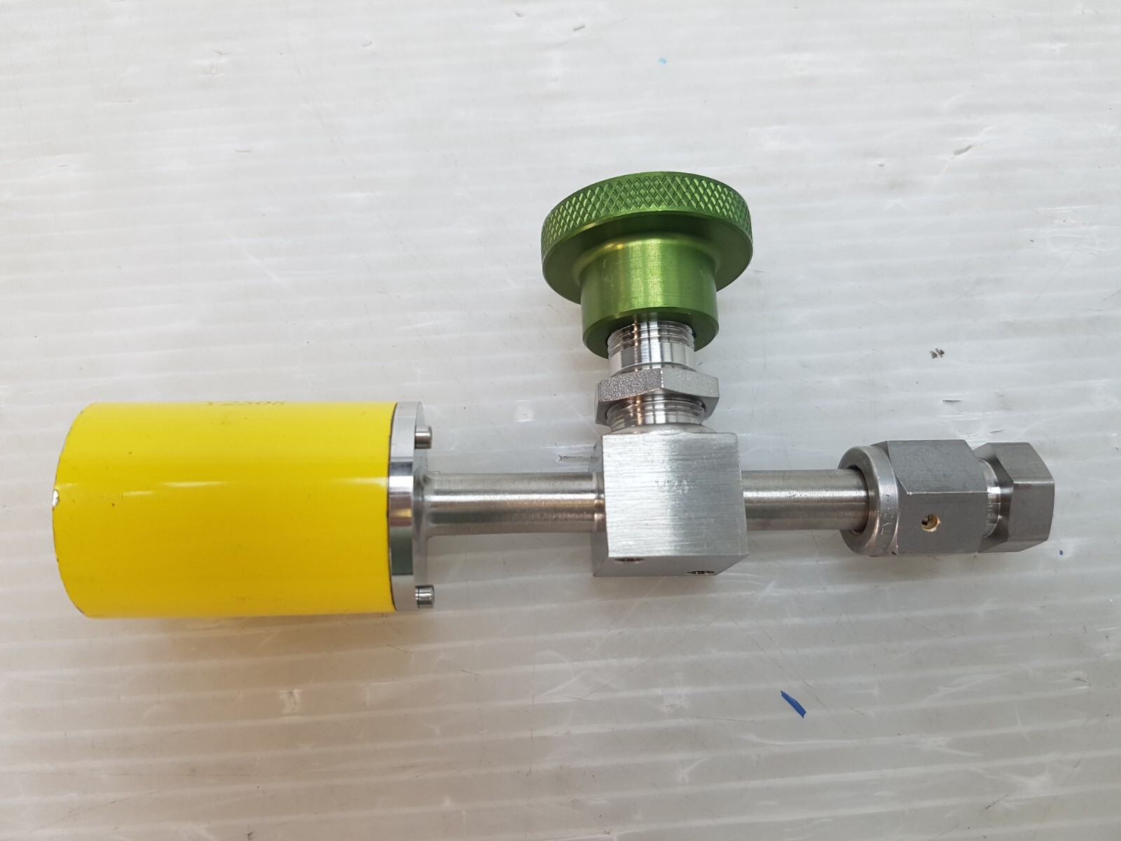 SWAGELOK SS-4H-TW, METAL ETCH-EP SEE SDS