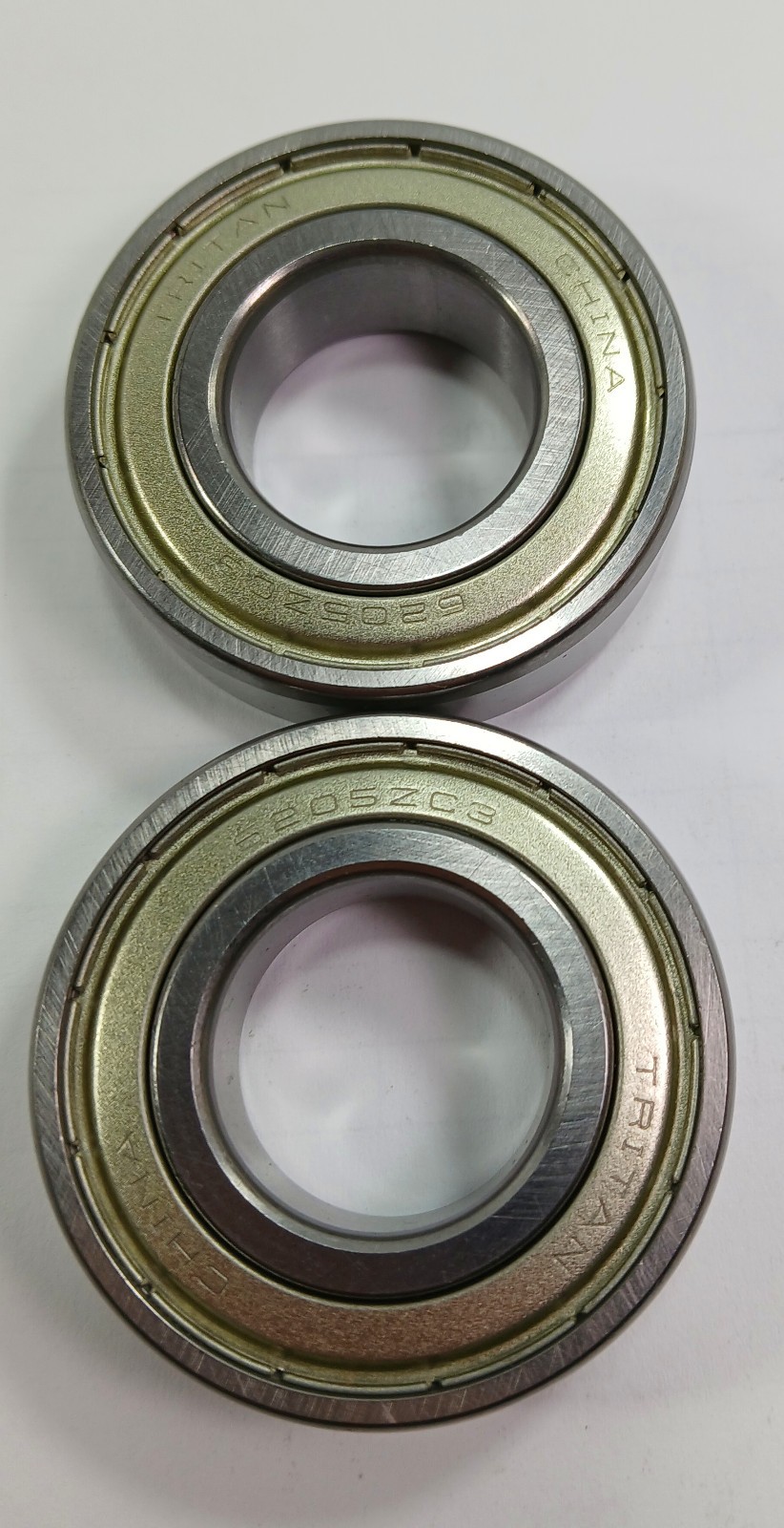 2 NEW TRITAN 6205ZC3 RADIAL DEEP GROOVE BALL BEARINGS NNB ***MAKE OFFER***