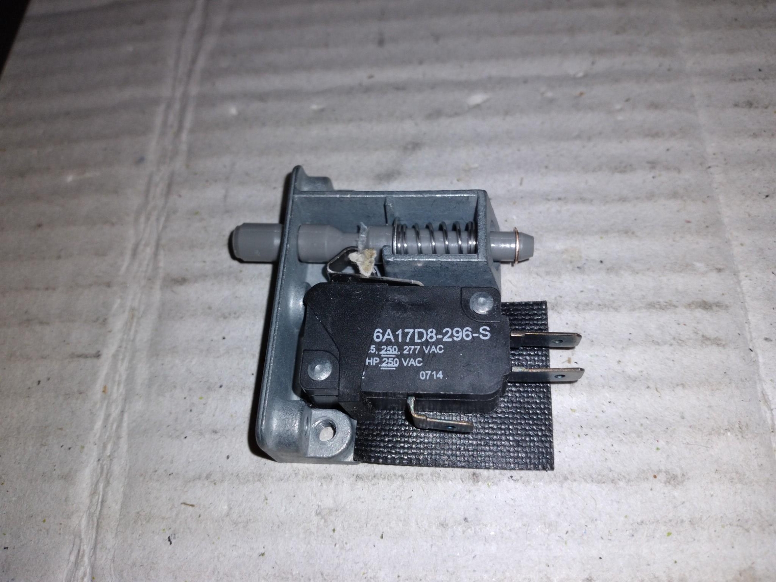 6A17D8-296-S 23AC80 277 VAC 250 VAC 0714