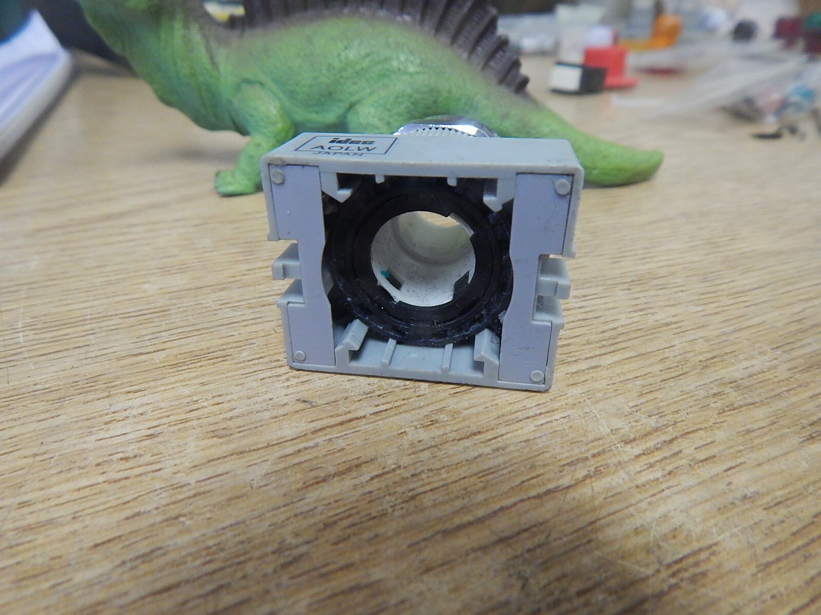 Idec AOLW R630 Push Button *FREE SHIPPING*