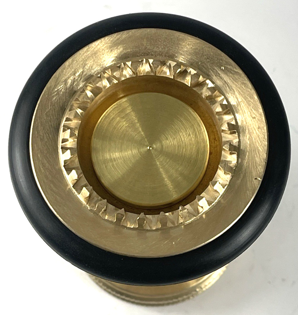 Brass Fog Nozzle/ Fire Hose Nozzle w/ Bumper 1-1/2″ Opening – Twist Open/ Close