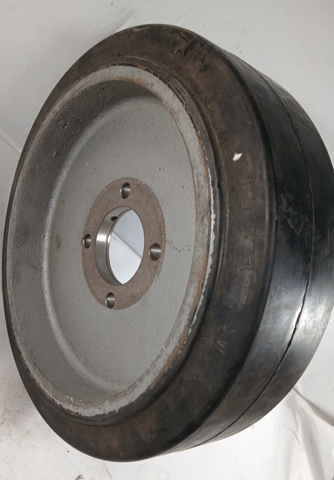 1 NEW TREW MR10030G6 MOLD-ON RUBBER WHEEL NNB ***MAKE OFFER***