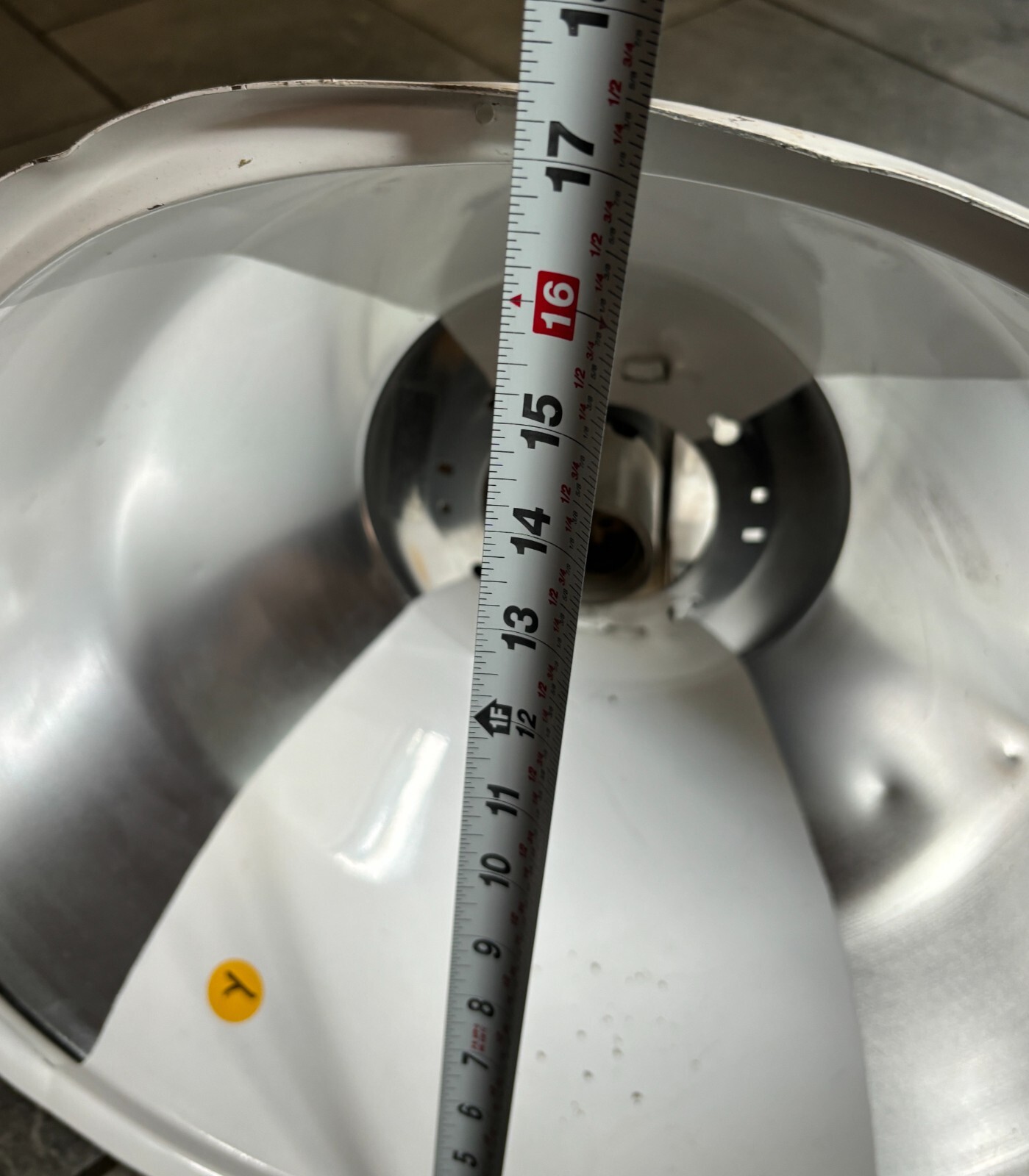 Day-Brite Lighting HB0400SMT Fixture Fitting with HID AA16 Fixture Fitting