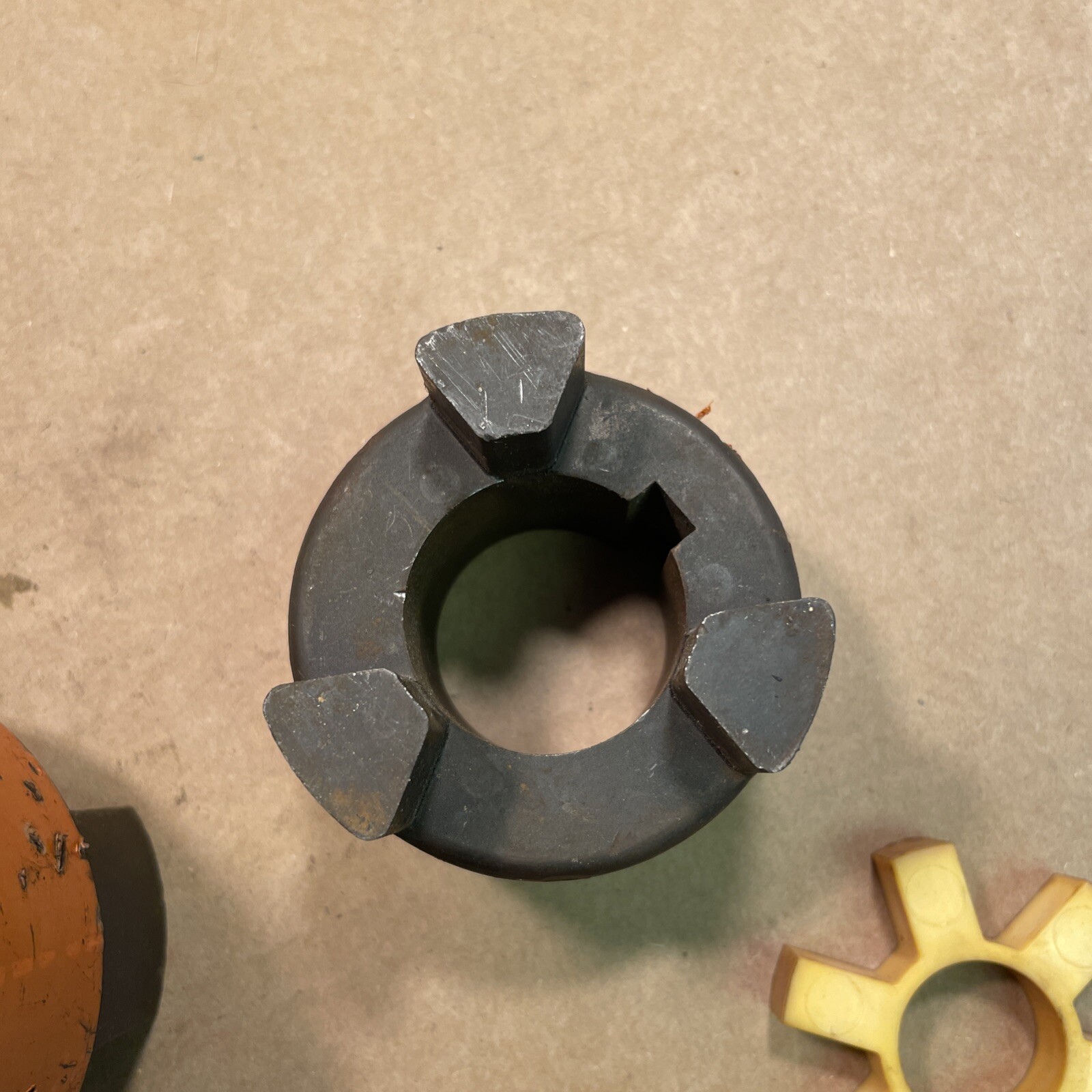 Lot of 6: LOVEJOY L Couplings L-150 L-110 L-100 L-095 JAW COUPLING