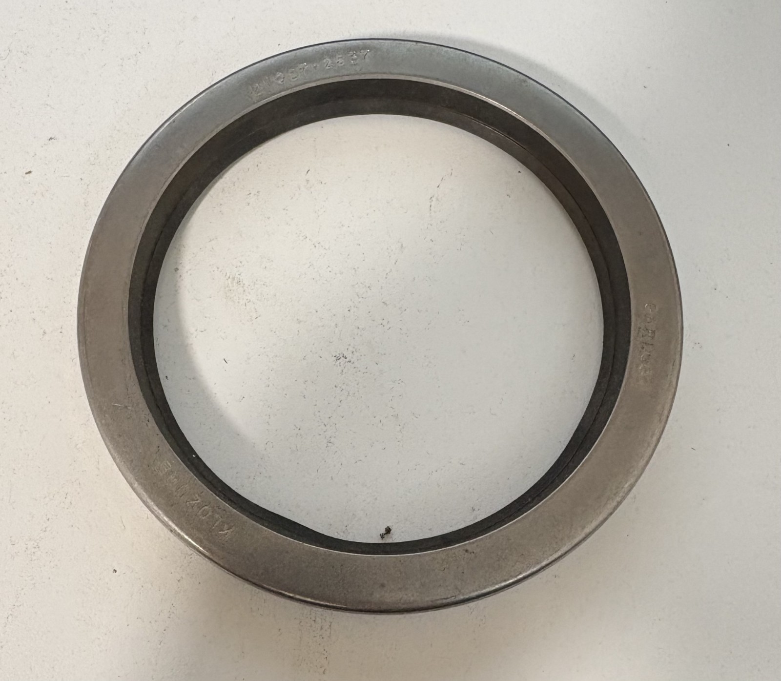 New Timken Garlock Klozure High Performance Seal #21087-2537