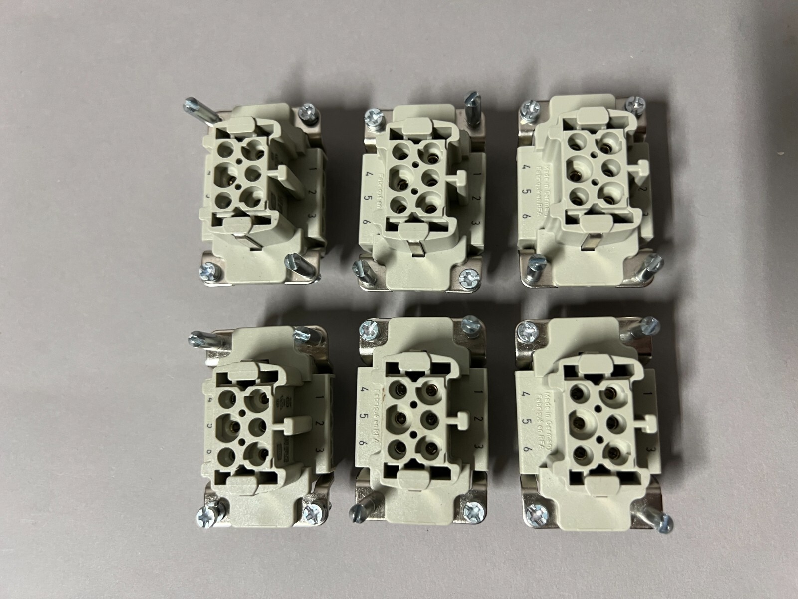 6PC – Harting 09330062701 Rectangular Socket Insert HAN 6E-BU-S
