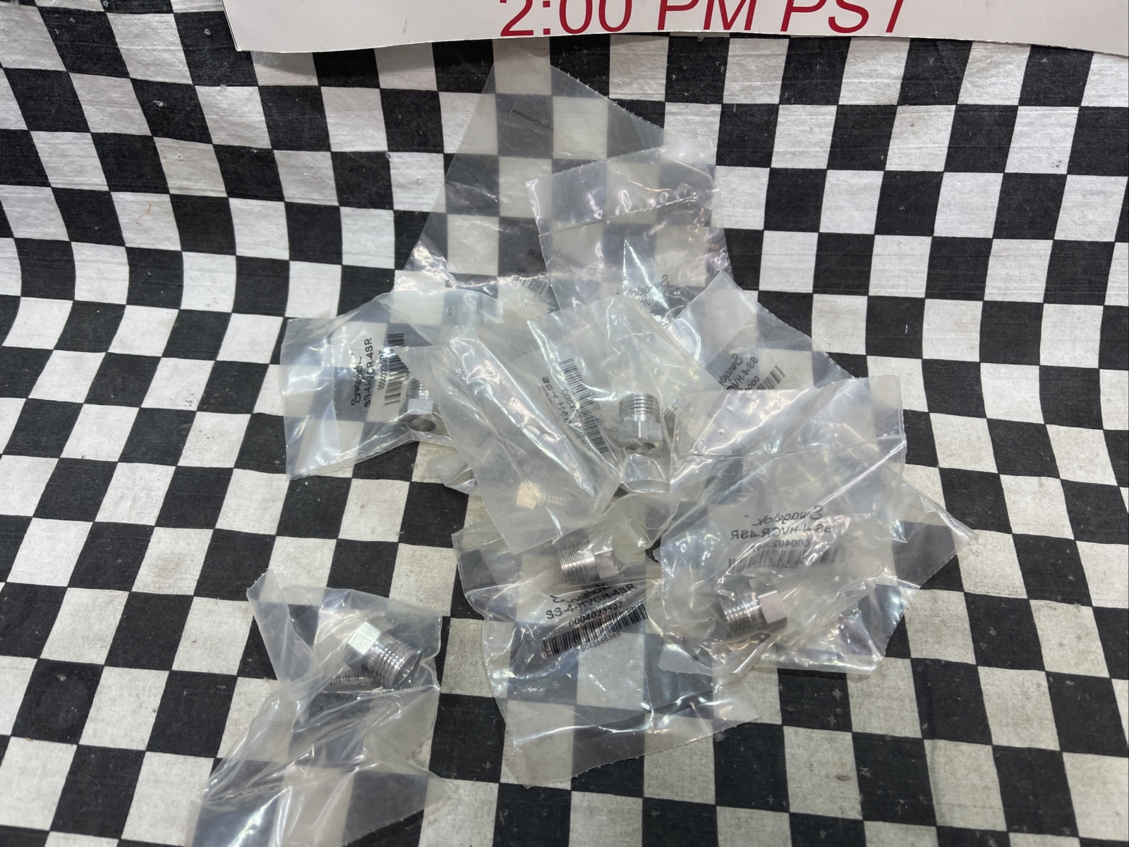 SWAGELOK Male Nut 1/4″ VCR, SS-4-HVCR-4SR, SS4HVCR4SR, LOT OF 11 #1607Q15